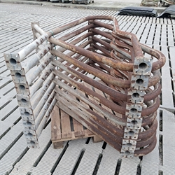 41 stk. brukte 2" sengebøyler lengde: 1,95 m. Cc: 0,90 m. S503